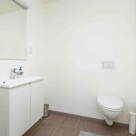 Moderne Hus Med Flotte Utemuligheter Og Parkering Вилла Лиллехамер