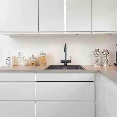 Вилла Moderne Hus Med Flotte Utemuligheter Og Parkering Лиллехамер