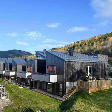 Вилла Moderne Hus Med Flotte Utemuligheter Og Parkering Лиллехамер