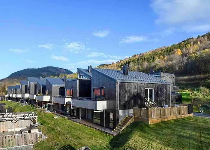 别墅 Moderne Hus Med Flotte Utemuligheter Og Parkering 利勒哈默尔